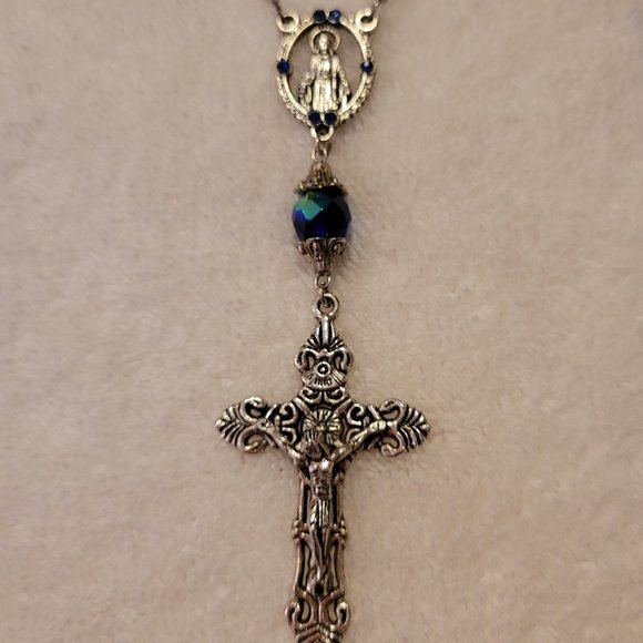 3-Piece Silver Tone Rosary Jewelry Set with Sapphire Blue Aurora Borealis Beads - Picture 3 of 5